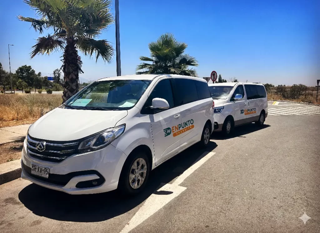 Servicio de transfer exclusivo EnPuntoTransfer circulando por el sector oriente hacia el aeropuerto.